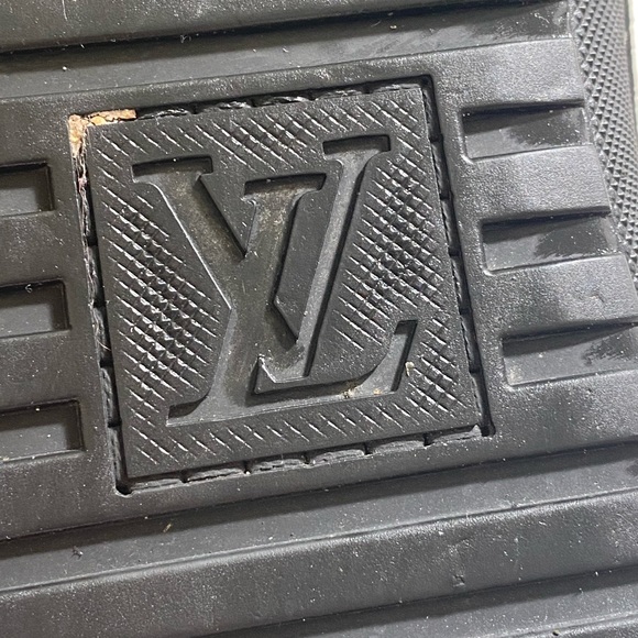 COPY - Louis Vuitton shoe - Picture 3 of 8